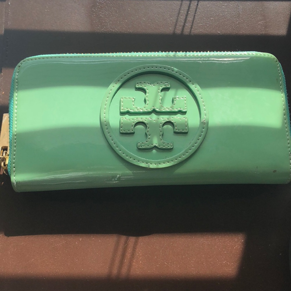 Tory Burch wallet - Picture 3 of 8